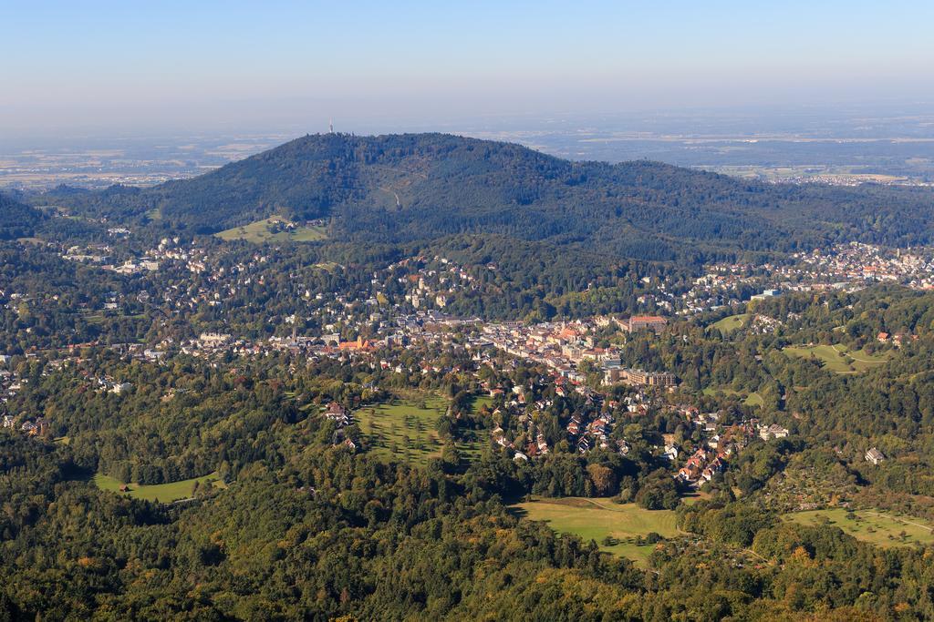 Ferienwohnung Heinzelmann Baden-Baden Esterno foto